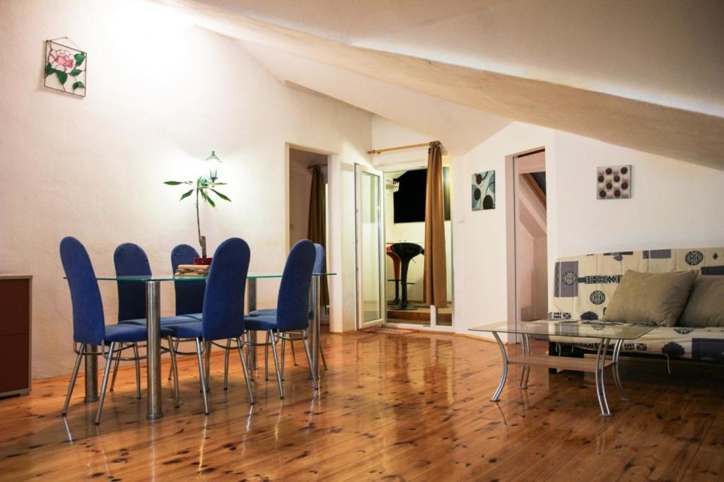 Apartments by the sea Makarska - 15200 Exteriör bild